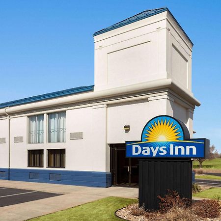 Days Inn By Wyndham Grand Island I-80 Doniphan Esterno foto