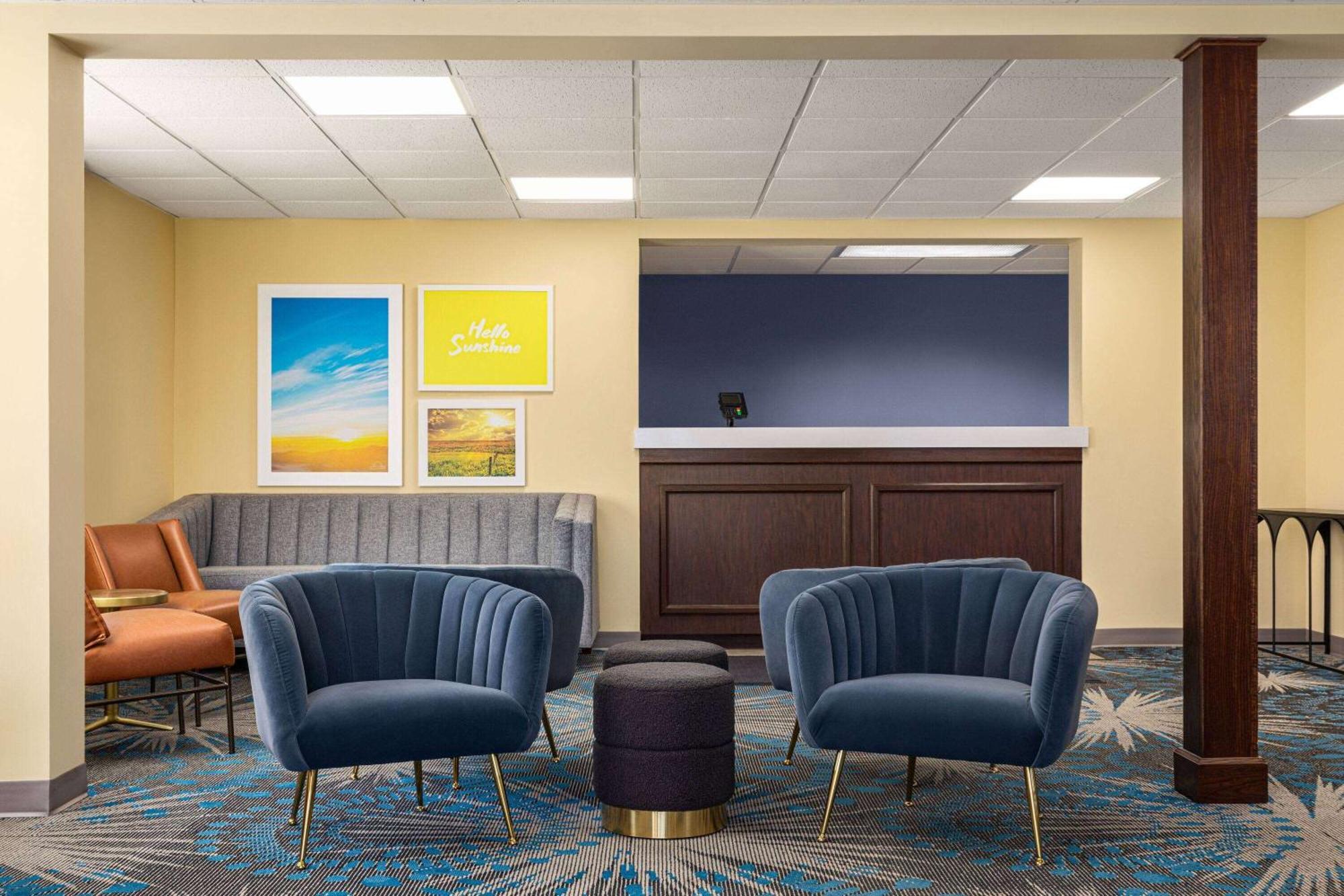 Days Inn By Wyndham Grand Island I-80 Doniphan Esterno foto