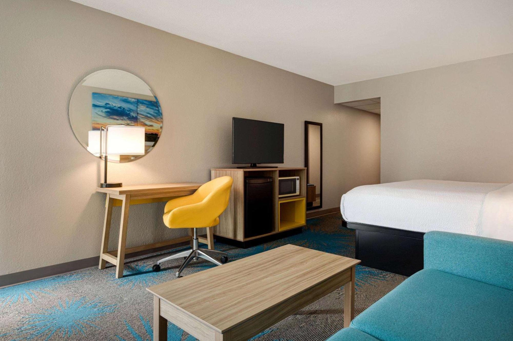 Days Inn By Wyndham Grand Island I-80 Doniphan Esterno foto