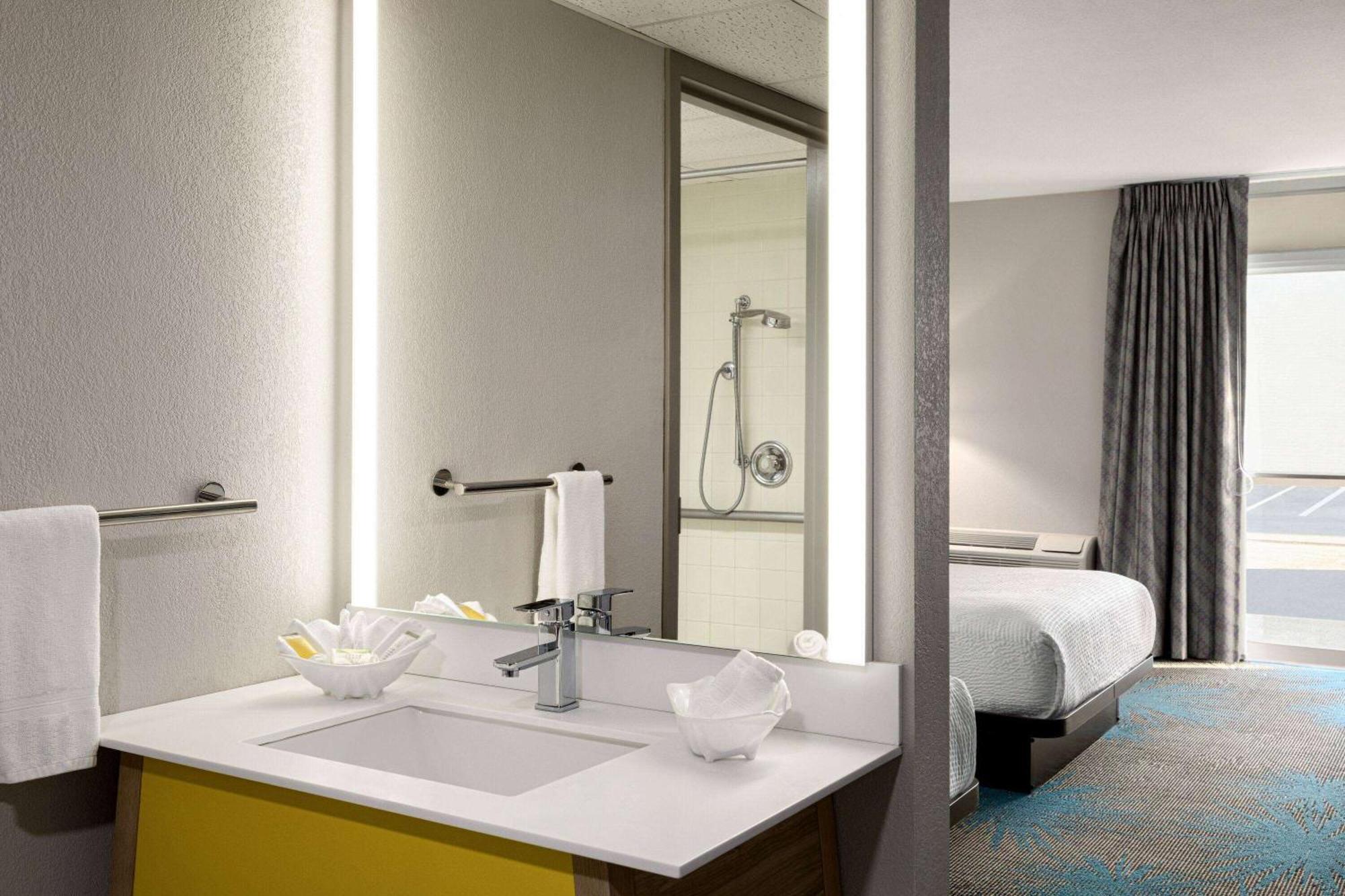Days Inn By Wyndham Grand Island I-80 Doniphan Esterno foto