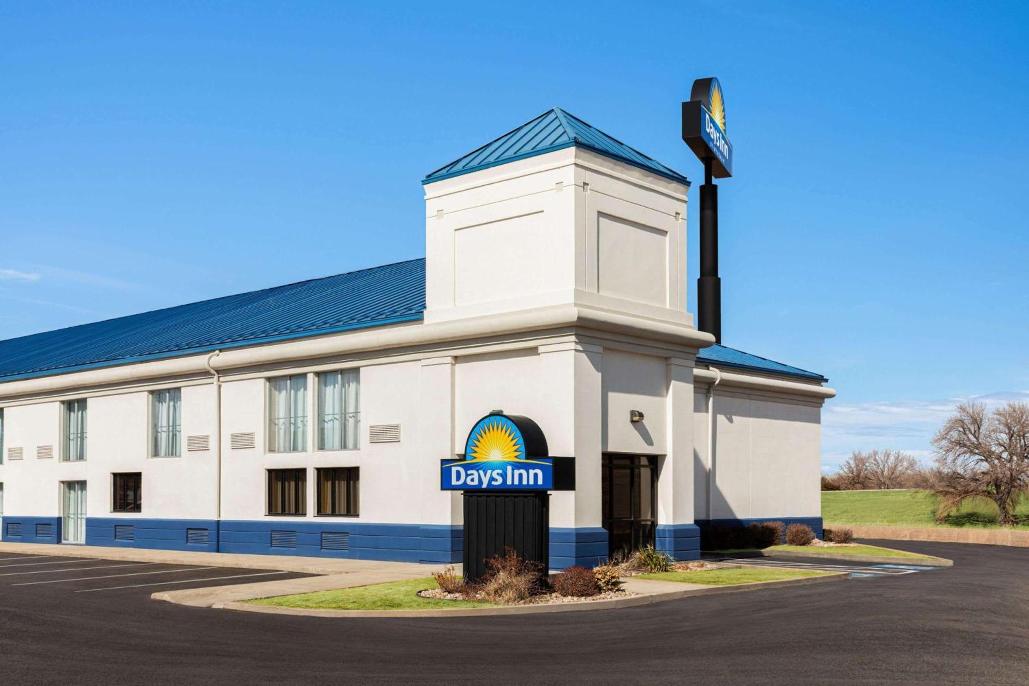 Days Inn By Wyndham Grand Island I-80 Doniphan Esterno foto