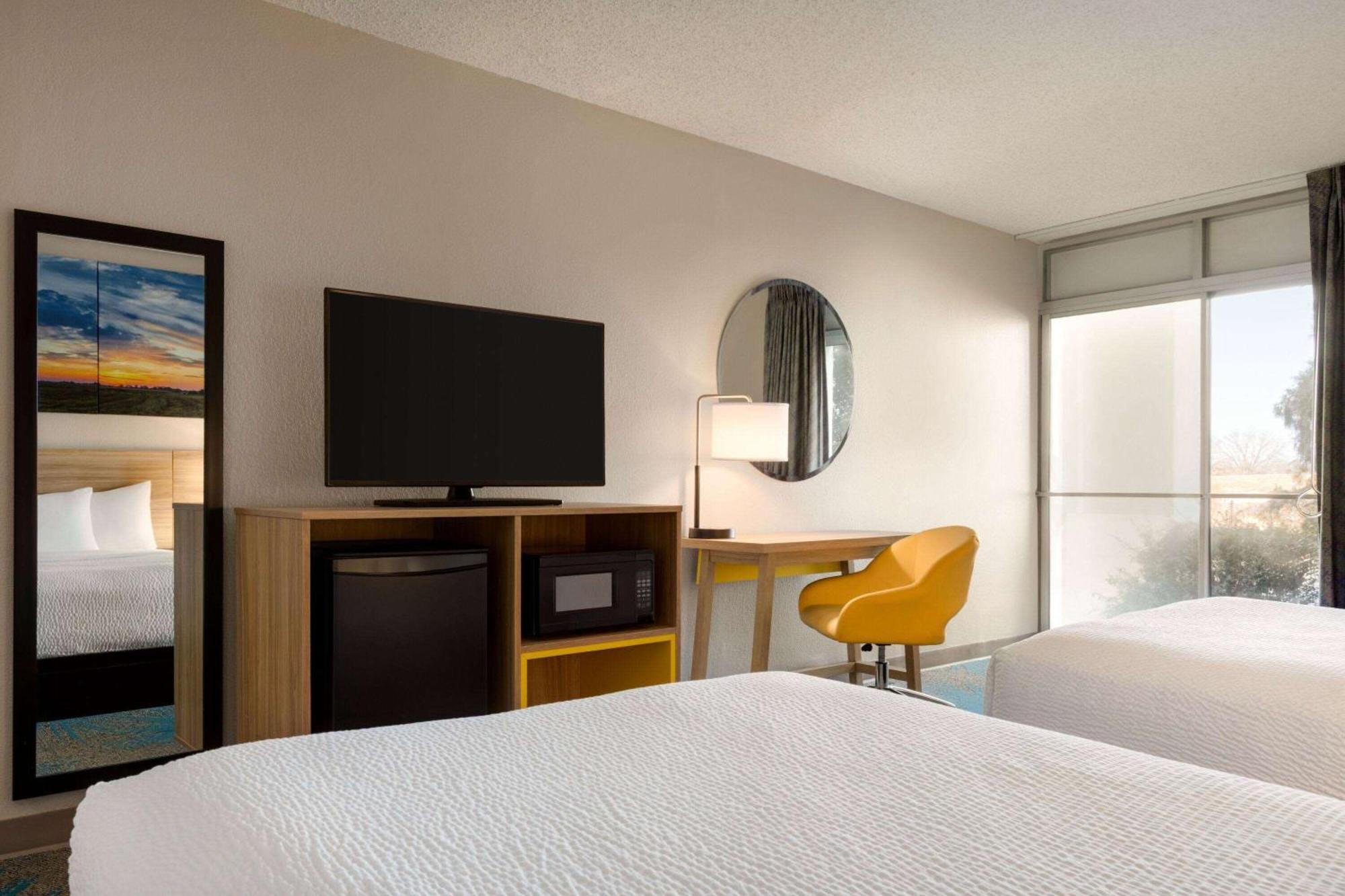 Days Inn By Wyndham Grand Island I-80 Doniphan Esterno foto